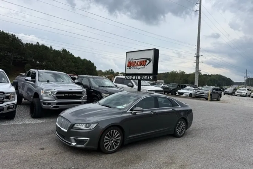 2019 Lincoln MKZ Reserve photo 1