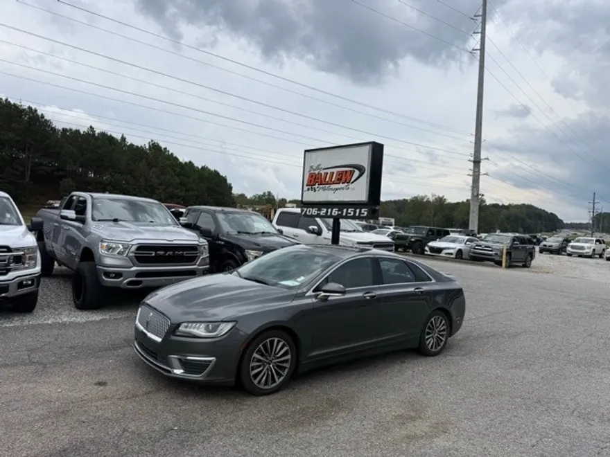 2019 Lincoln MKZ Reserve photo 1