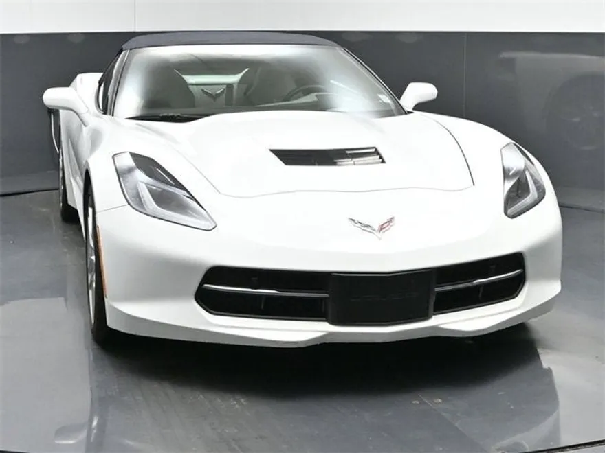 2019 Chevrolet Corvette Stingray 2LT photo 1