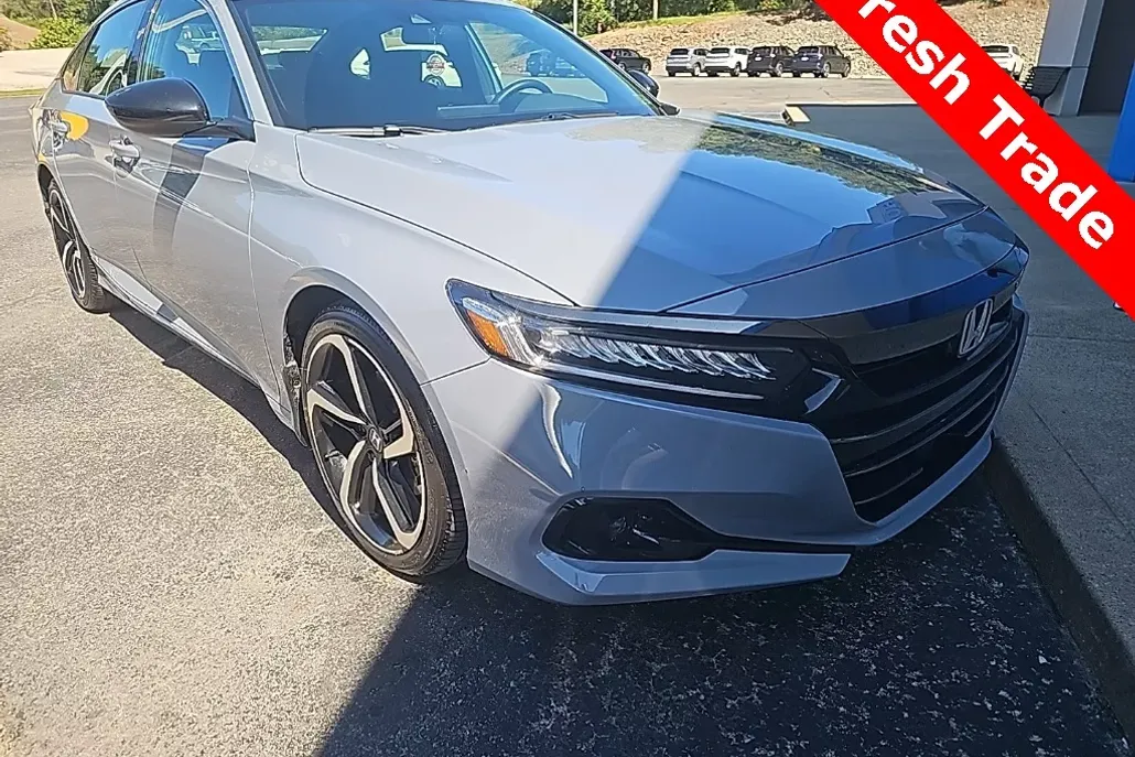 2022 Honda Accord Sport 2.0T photo 1