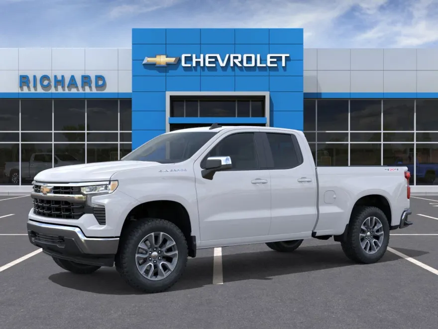 2026 Chevrolet Silverado 1500 LT photo 1