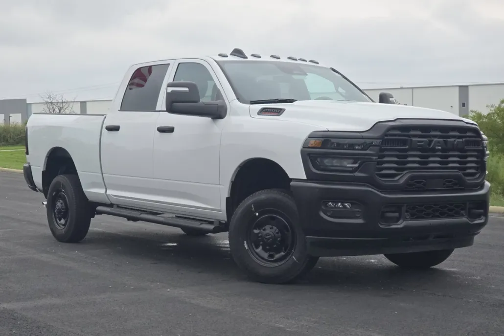 2025 Ram 2500 Tradesman photo 1