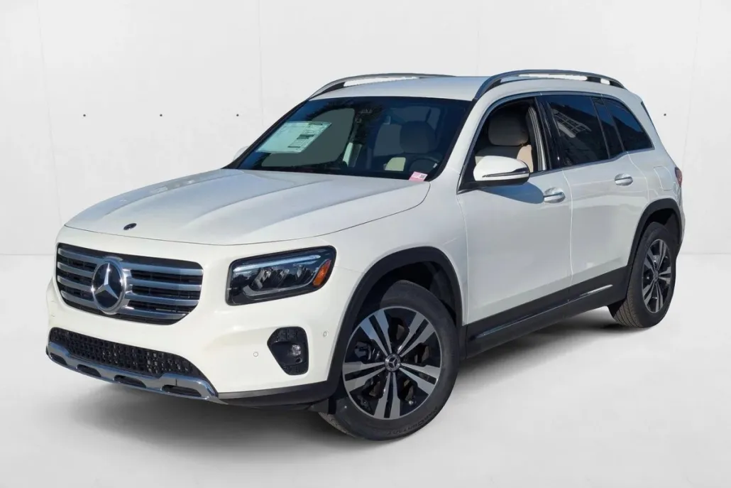 2025 Mercedes Benz GLB 250 photo 1