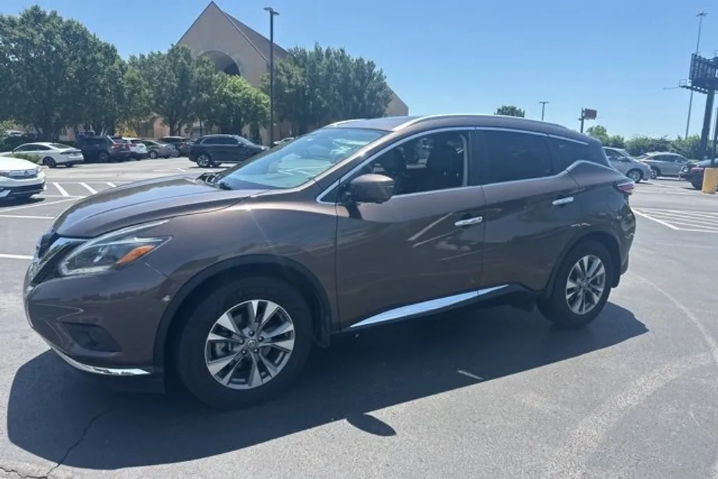 2018 Nissan Murano SL photo 1