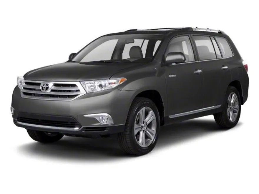 2013 Toyota Highlander Plus photo 1