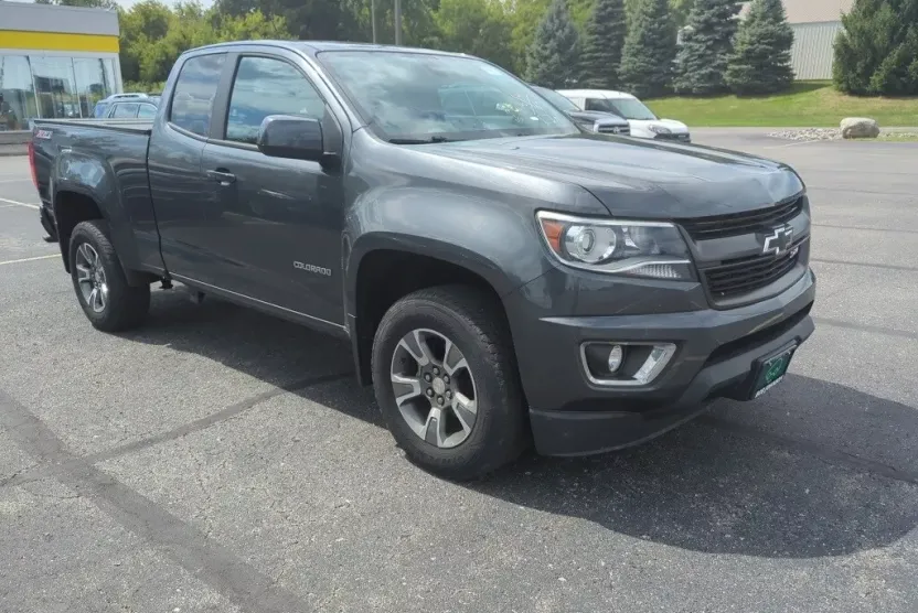 2016 Chevrolet Colorado Z71 photo 1