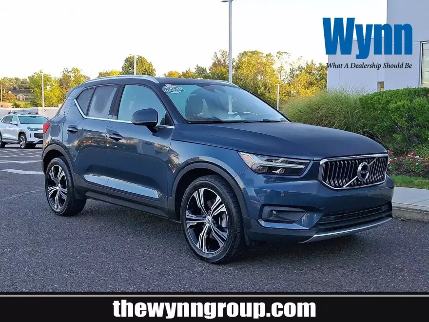 2021 Volvo XC40 Inscription photo 1