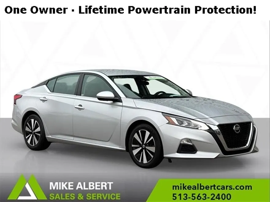 2022 Nissan Altima 2.5 SV photo 1