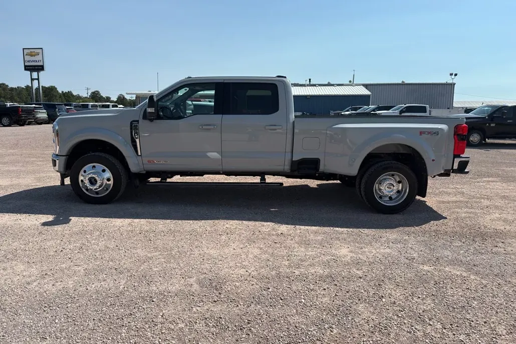 2025 Ford F-450 XL photo 1