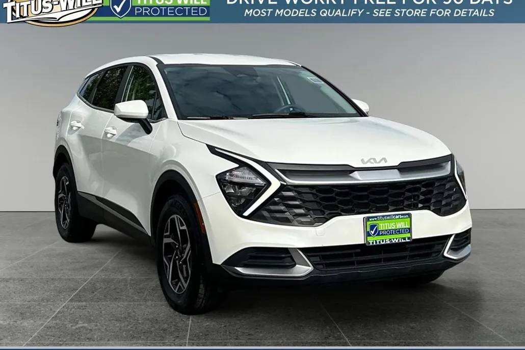 2023 Kia Sportage LX photo 1