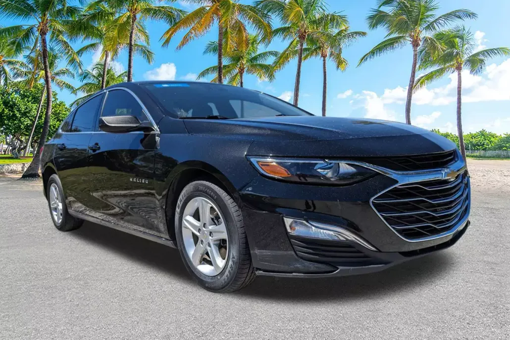 2023 Chevrolet Malibu LS photo 1