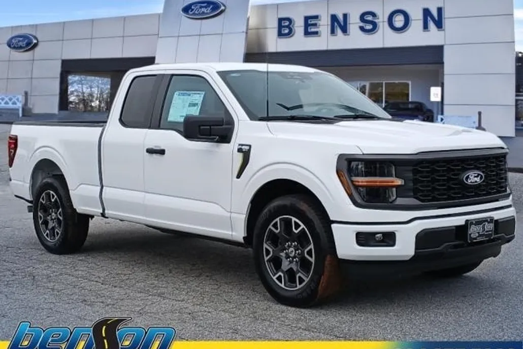 2025 Ford F-150 STX photo 1