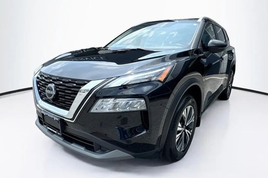 2022 Nissan Rogue SV photo 1