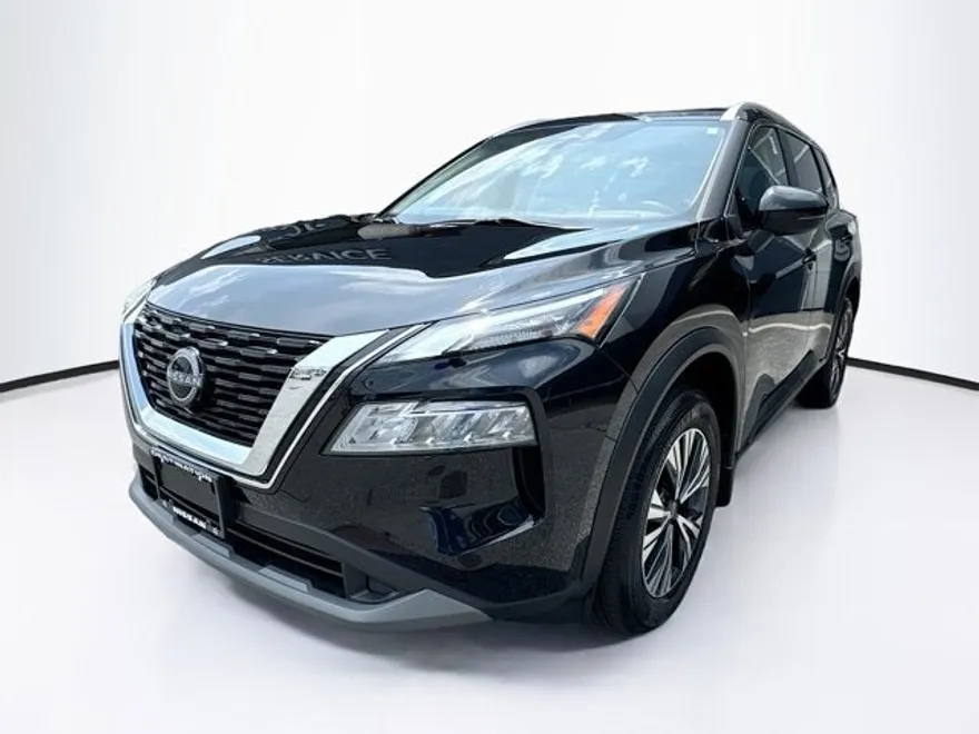2022 Nissan Rogue SV photo 1
