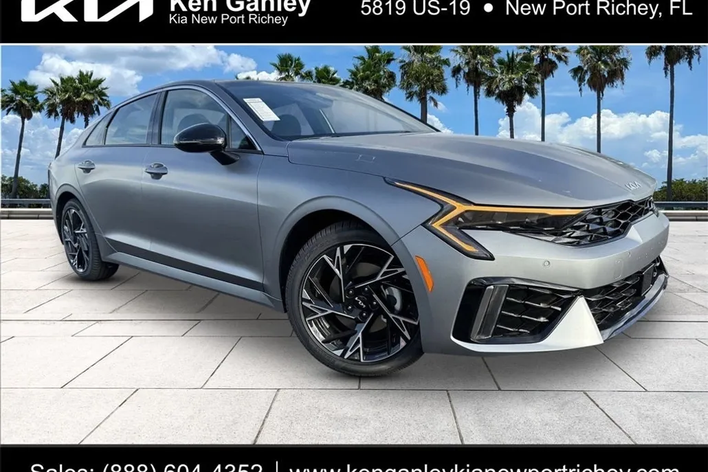 2025 Kia K5 GT-Line photo 1