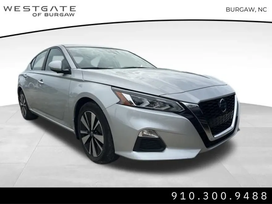 2022 Nissan Altima 2.5 SV photo 1
