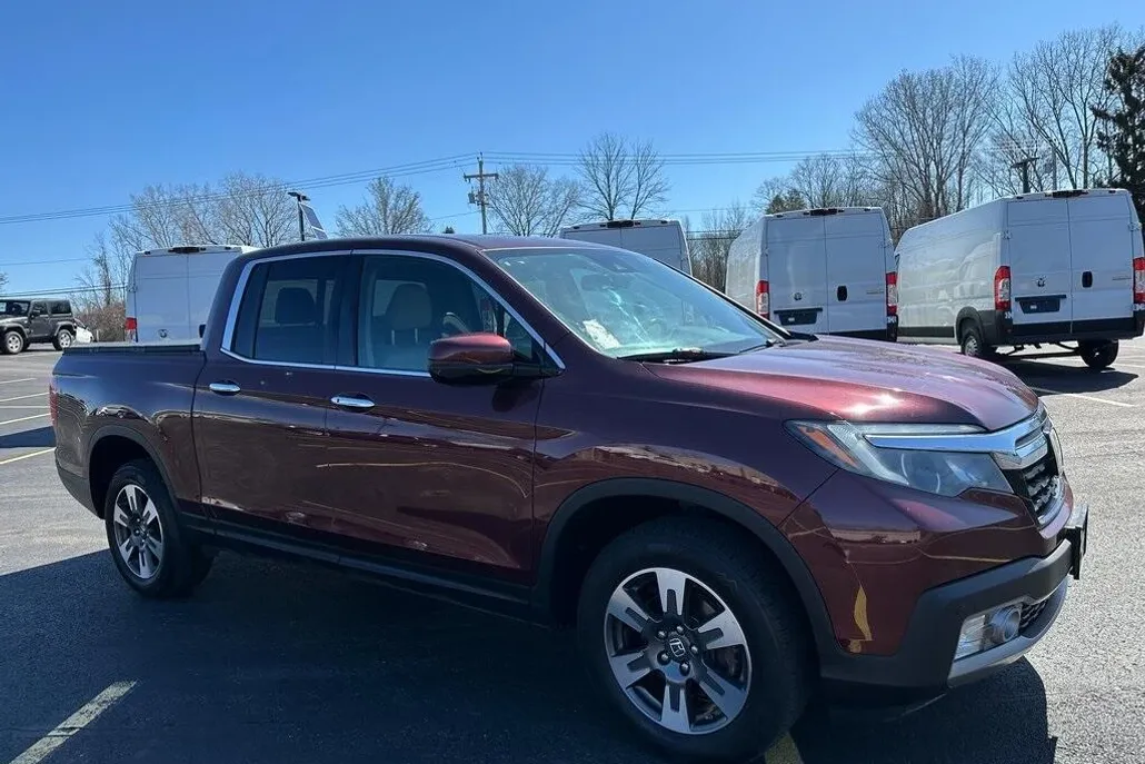 2018 Honda Ridgeline RTL-E photo 1