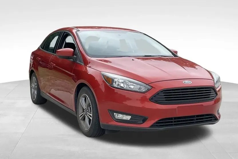 2018 Ford Focus SE photo 1