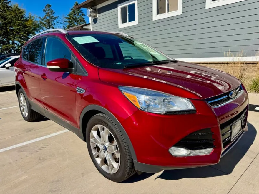 2016 Ford Escape Titanium photo 1
