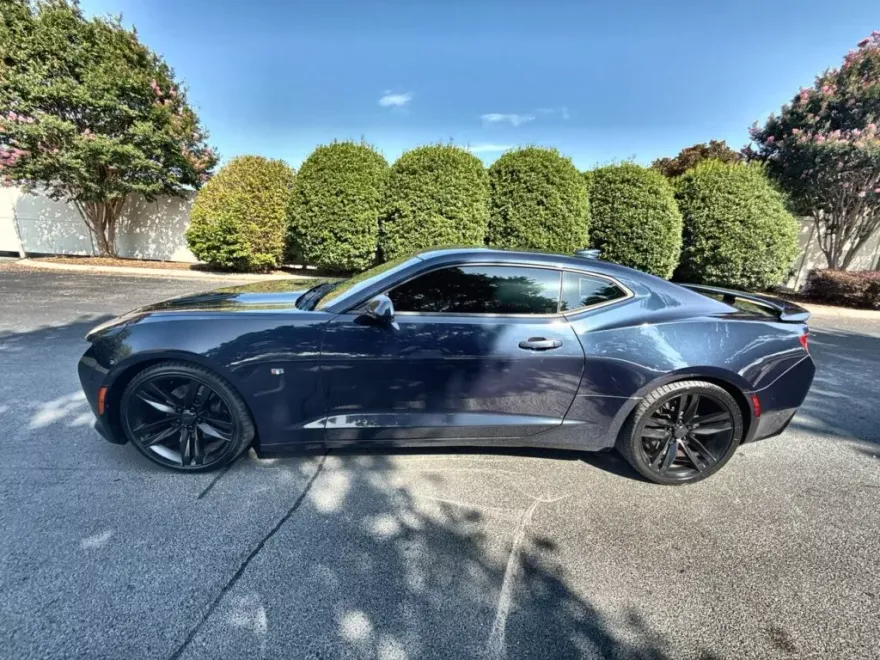 2015 Chrysler 300 Limited photo 1