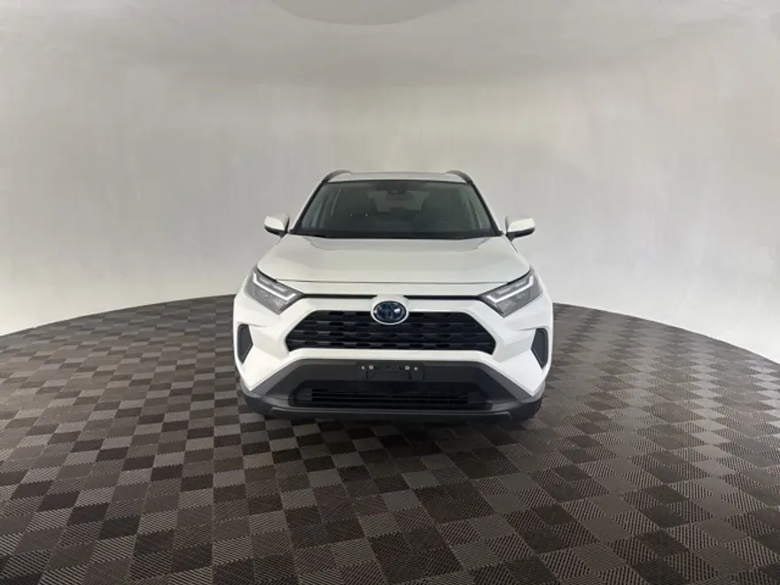 2022 Toyota RAV4 Hybrid XLE photo 1
