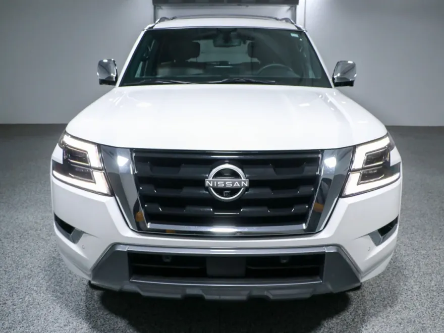 2024 Nissan Armada photo 1