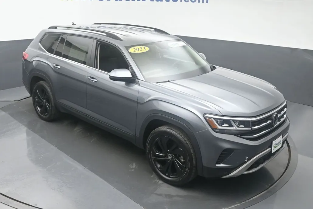 2023 Volkswagen Atlas V6 SE Technology photo 1