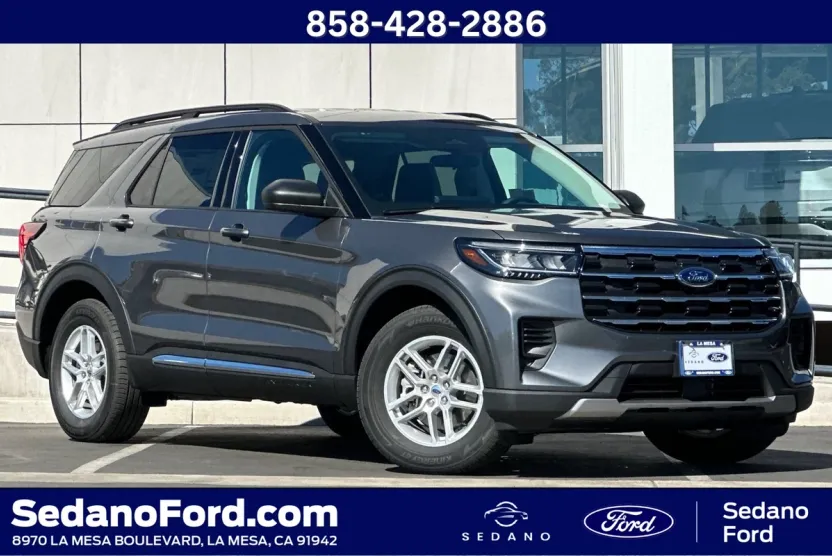 2025 Ford Explorer photo 1
