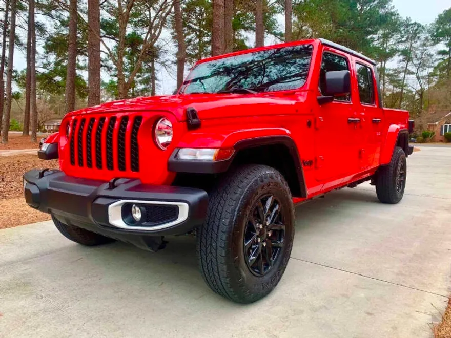 2023 Jeep Gladiator Sport S photo 1