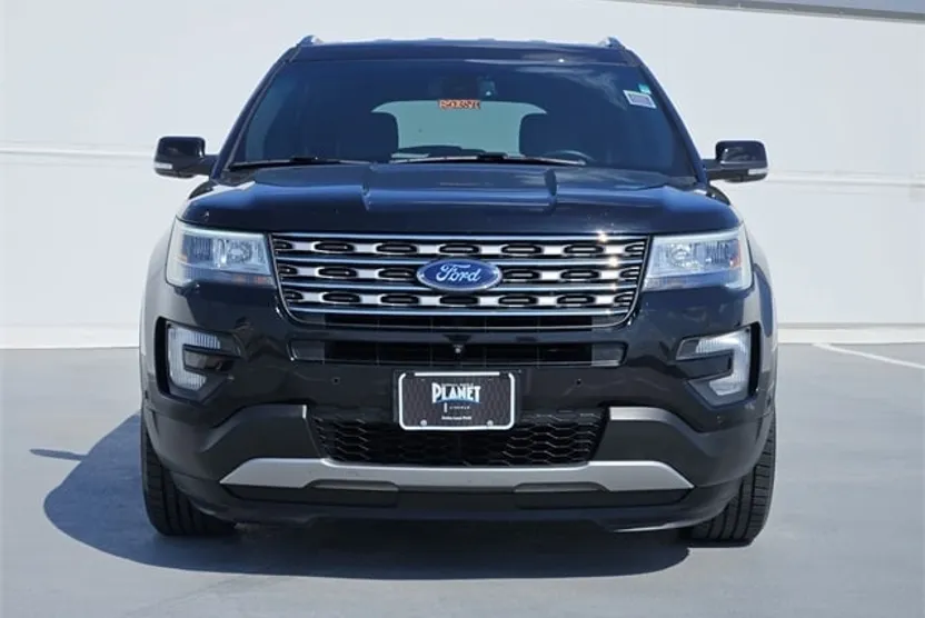 2017 Ford Explorer Limited photo 1