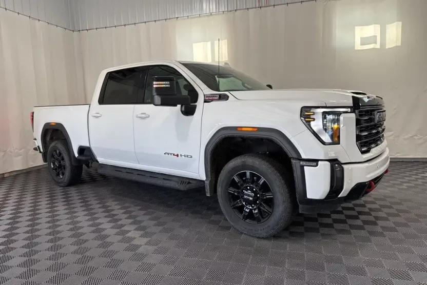 2024 Gmc Sierra HD AT4 photo 1