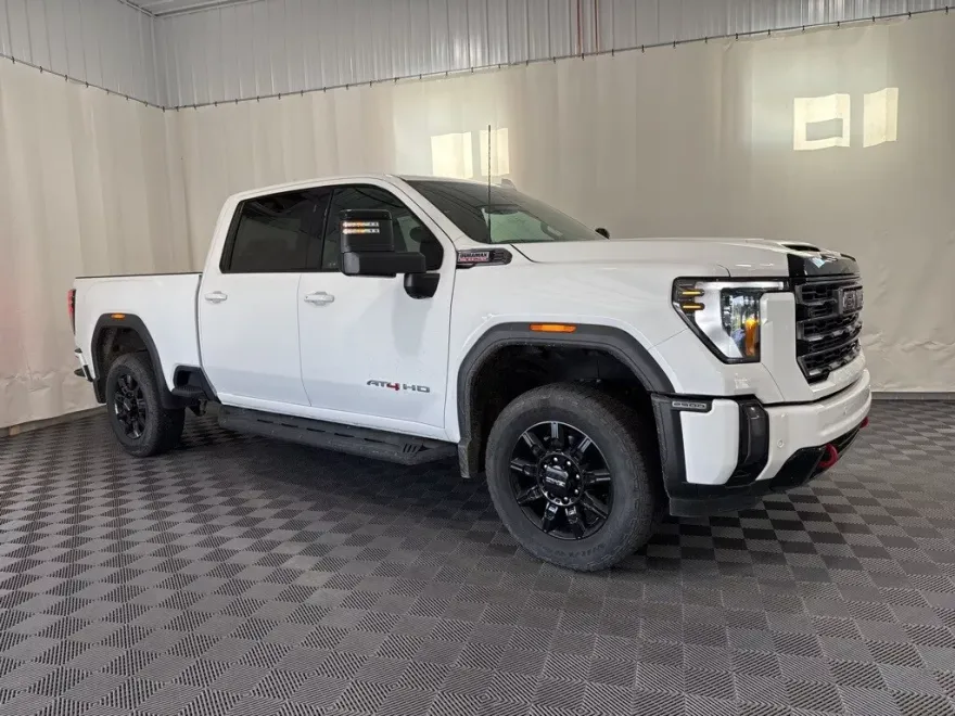 2024 Gmc Sierra HD AT4 photo 1