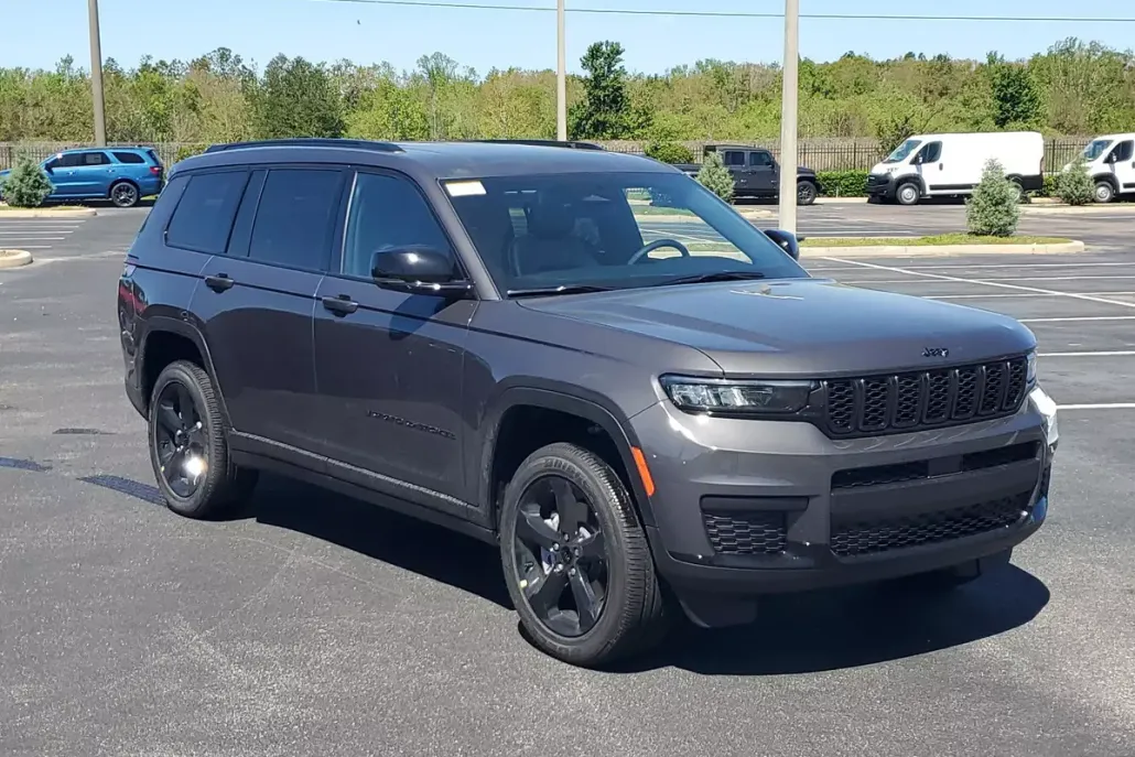2025 Jeep Grand Cherokee Altitude X photo 1