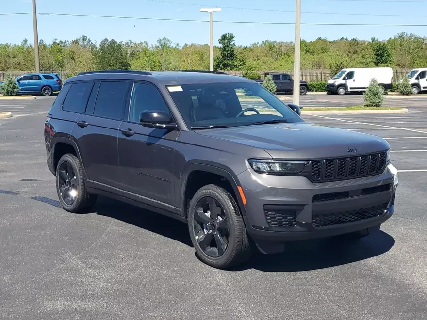 2025 Jeep Grand Cherokee Altitude X photo 1
