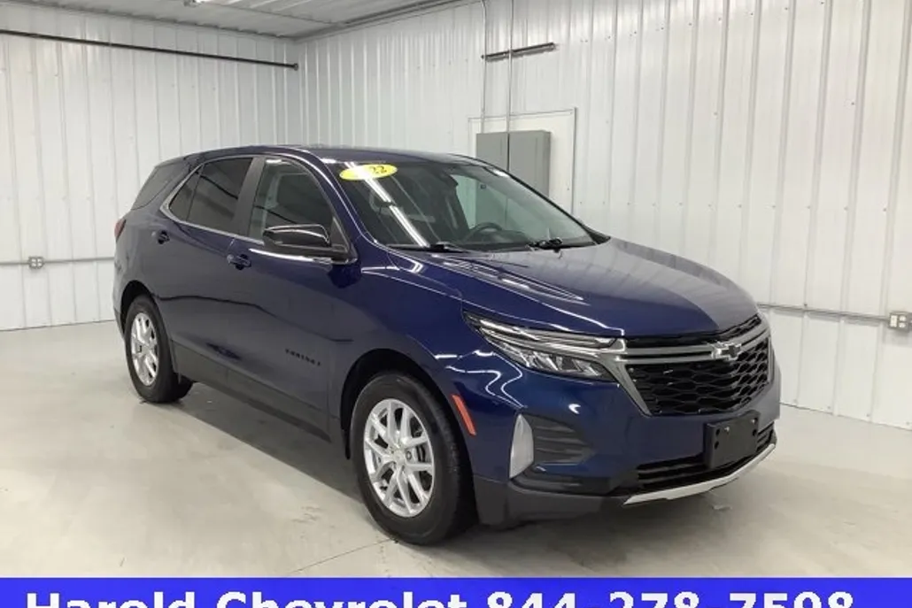 2022 Chevrolet Equinox LT photo 1