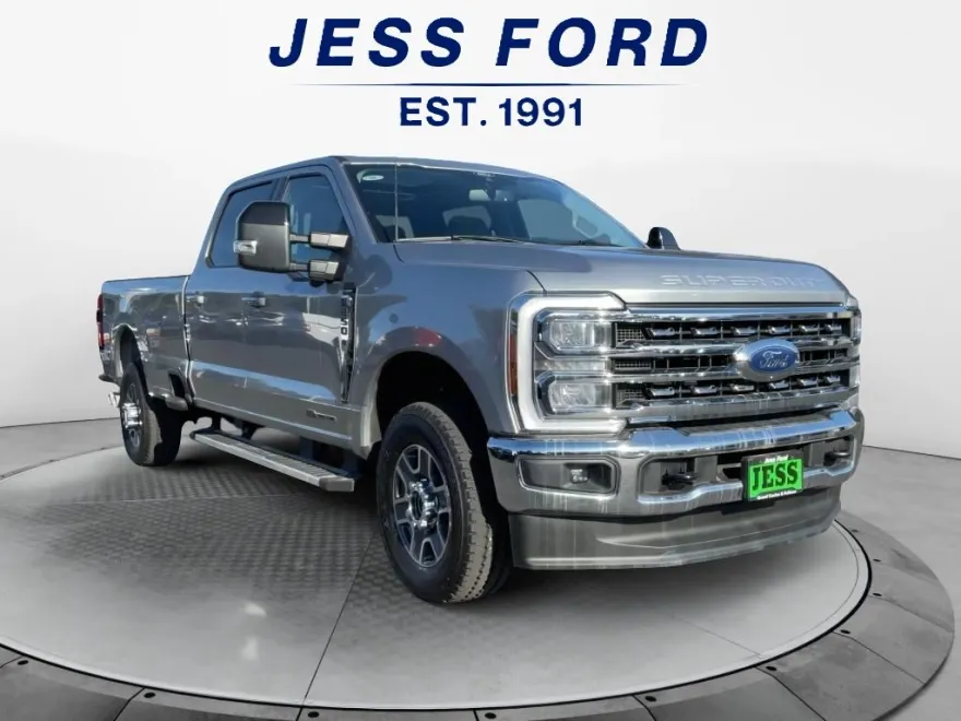 2024 Ford F-350 Lariat photo 1