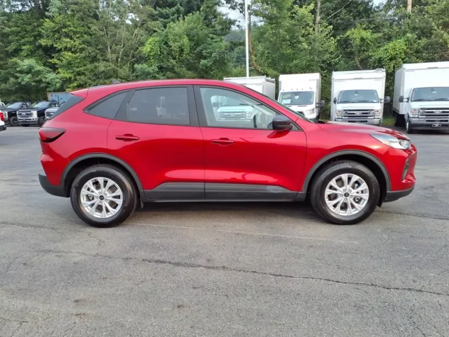 2025 Ford Escape Active photo 1