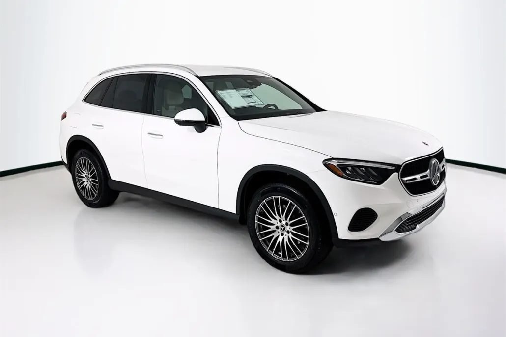 2026 Mercedes Benz GLC 300 photo 1