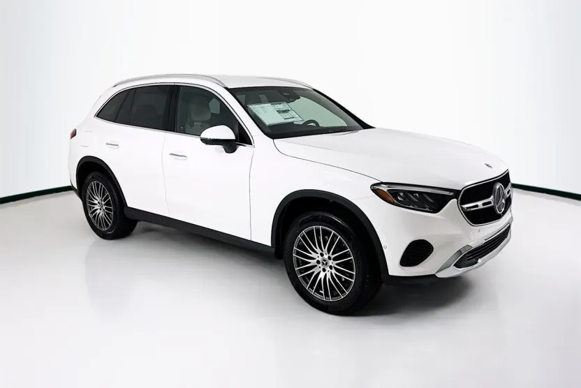 2026 Mercedes Benz GLC 300 photo 1