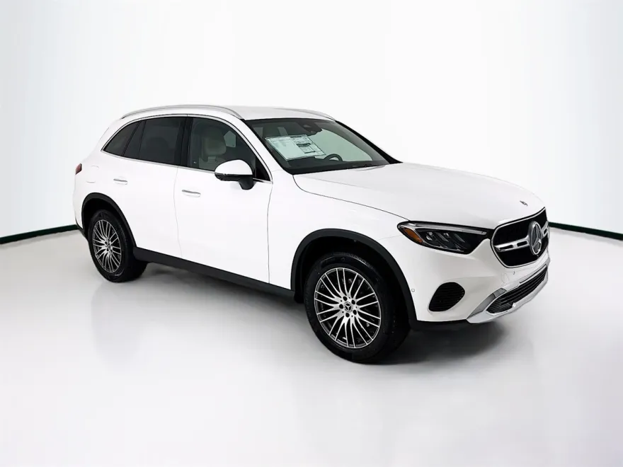2026 Mercedes Benz GLC 300 photo 1
