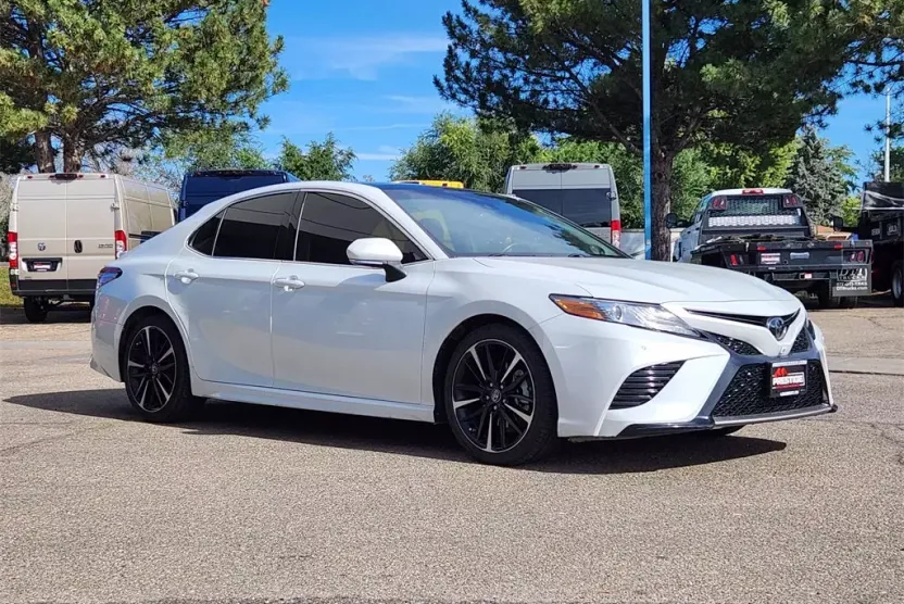 2018 Toyota Camry XSE V6 photo 1