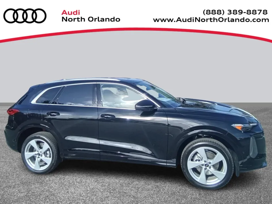 2025 Audi Q5 Premium Plus photo 1