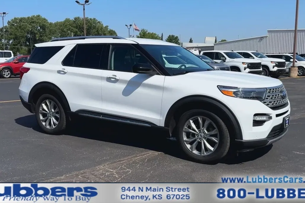 2023 Ford Explorer Limited photo 1