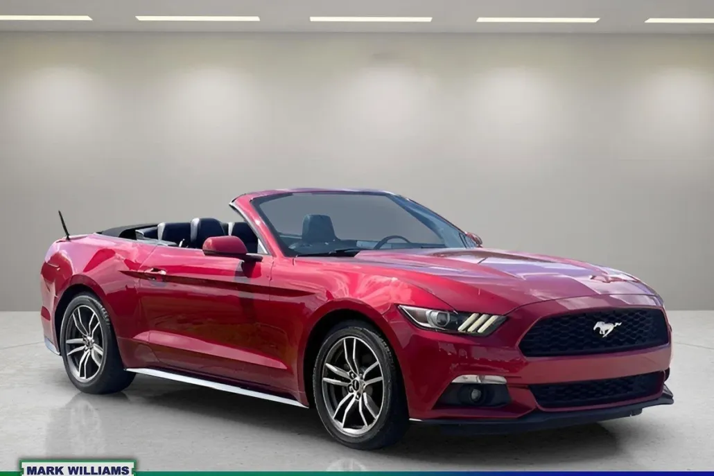 2016 Ford Mustang EcoBoost Premium photo 1