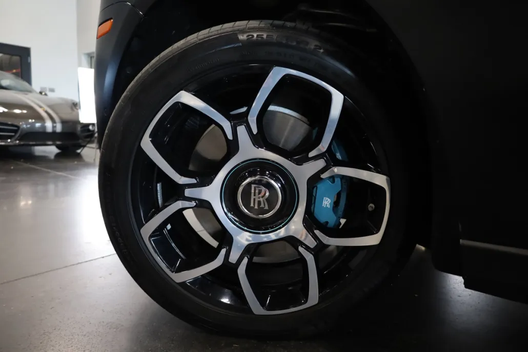2022 Rolls Royce Cullinan Black Badge photo 1