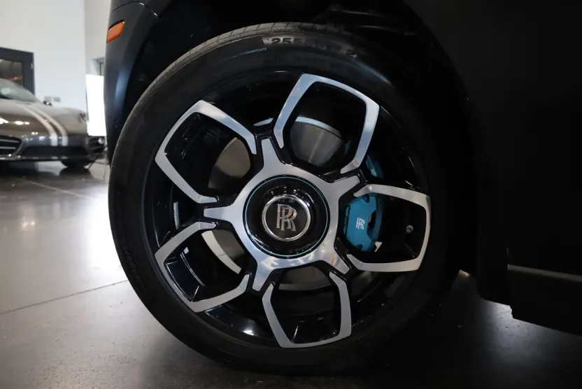 2022 Rolls Royce Cullinan Black Badge photo 1