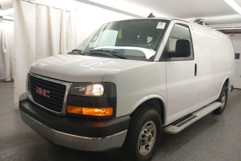 2023 Gmc Savana Cargo 2500 photo 1