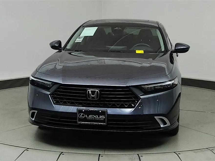 2023 Honda Accord Hybrid Touring photo 1