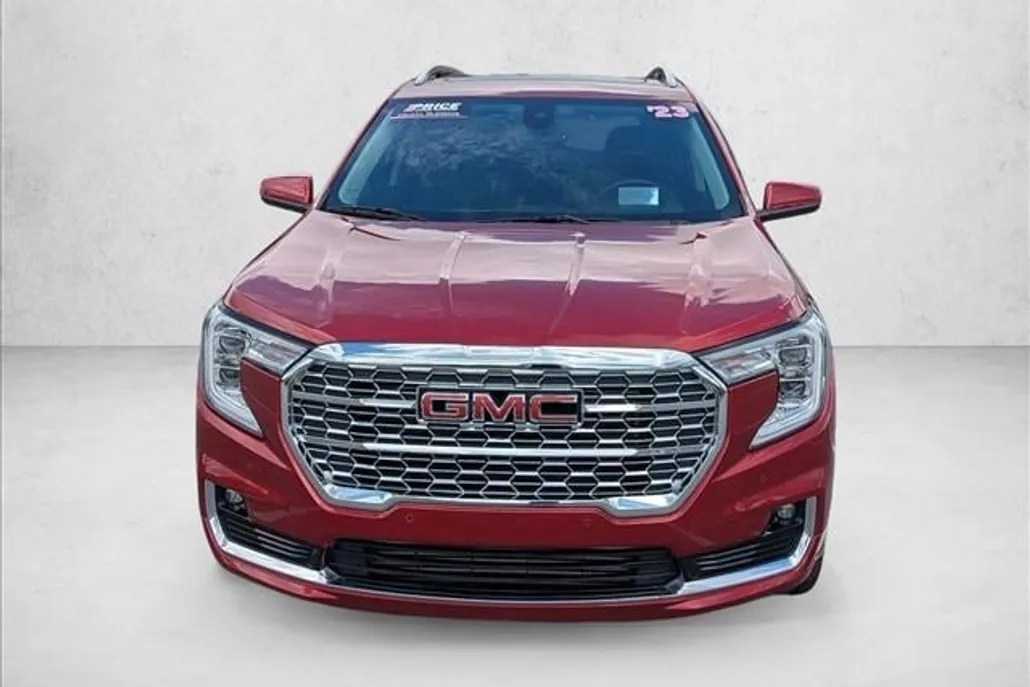 2023 Gmc Terrain Denali photo 1