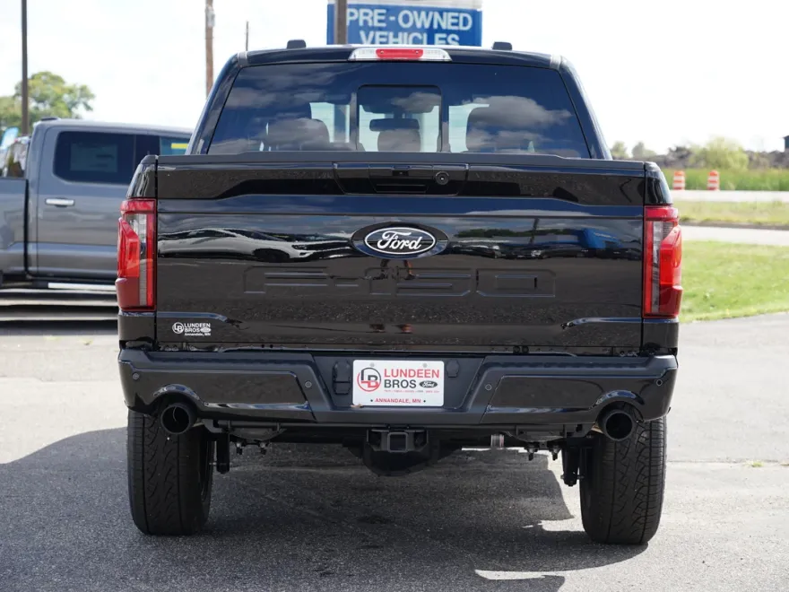 2025 Ford F-150 XLT photo 1